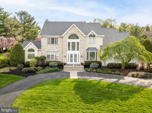 270 Kerry Ln, Blue Bell, PA 19422