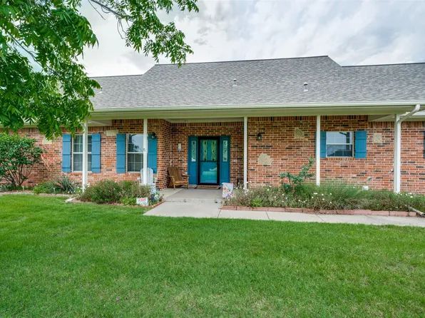7457 Somerset Ln, Aubrey, TX 76227