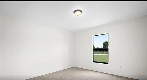 27000 Mary Ave Photo 1