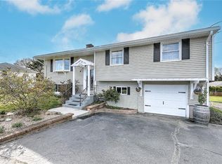 2335 W Main Rd, Portsmouth, RI 02871