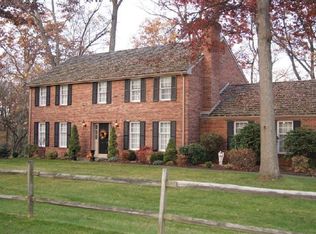 119 Woodridge Rd, Butler, PA 16001