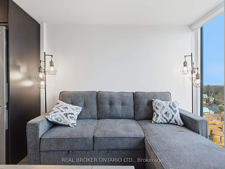 2 Manderley Dr #912 — Photo 31