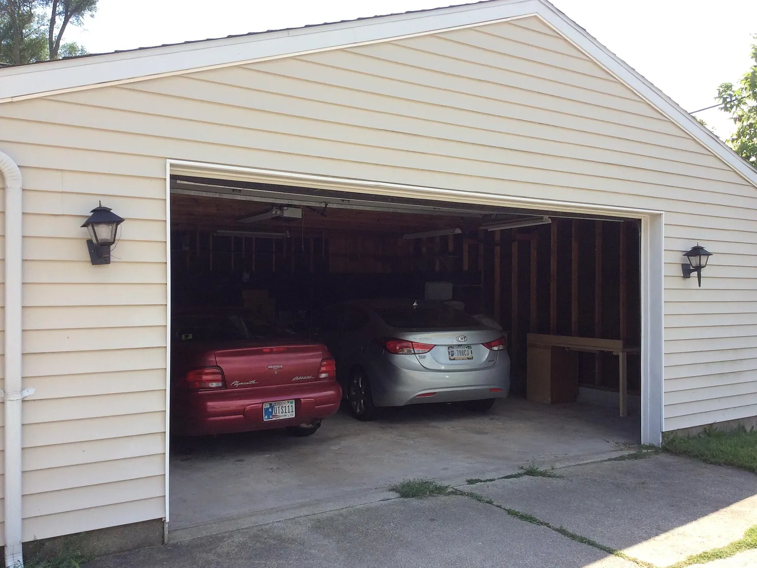 3 bed, 896 sqft, $1,700 — Photo 4