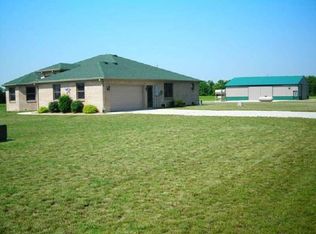 1924 N Meridian Rd, Greenfield, IN 46140