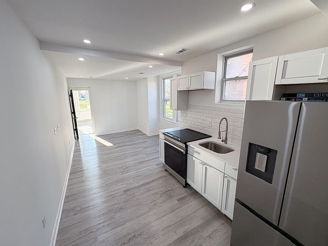 1st image of 1621 N 33rd St Floor 2