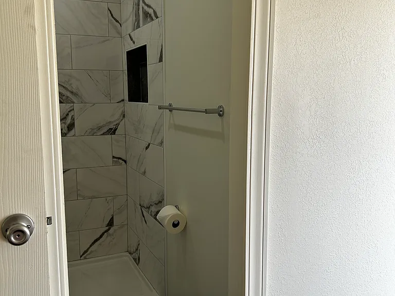 4406 La Luz Ave — Photo 33