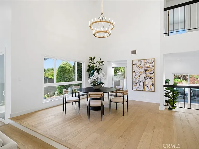 5347 Cangas Dr — Photo 10