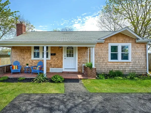 32 Washington Avenue Ext, Hyannis, MA 02601