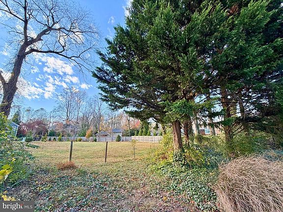 3rd image of 6570 Fallwind Ln