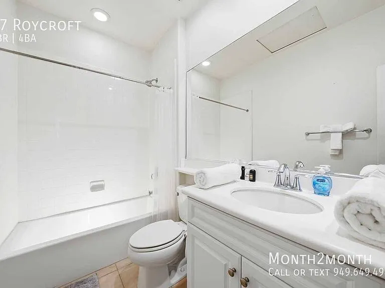 37 Roycroft — Photo 32