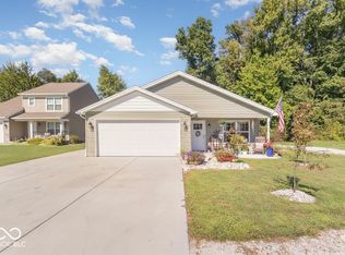 620 Daytona Dr, Sunman, IN 47041