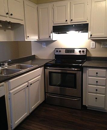 2nd image of 292 Twin Brook Dr