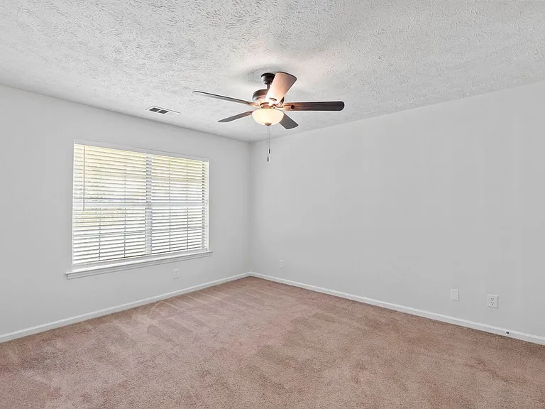 52 Woodcock Dr — Photo 19