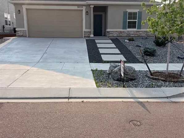 9233 Bugaboo Dr, Colorado Springs, CO 80924