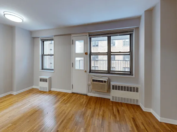 50 West 97th Street image 3 of 9