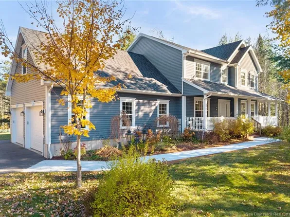 18 Pelican Ct, Hanwell, NB E3E 2L8