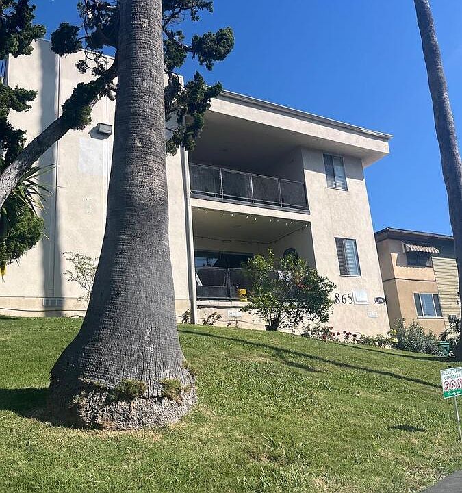 1st image of 865 Glenway Dr APT 4