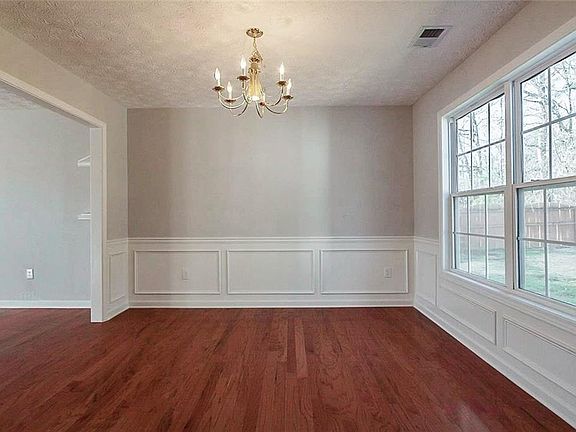 4th image of 4227 Webb Meadows Dr