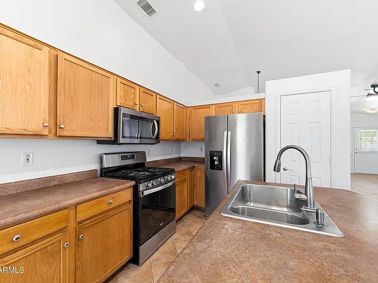 17534 W Coyote Trail Dr — Photo 4