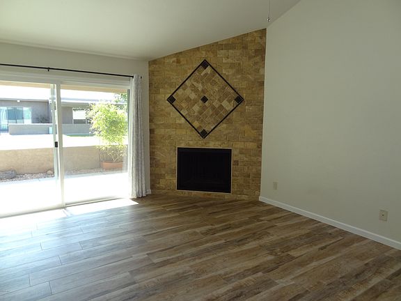 4th image of 25227 S Glenburn Dr