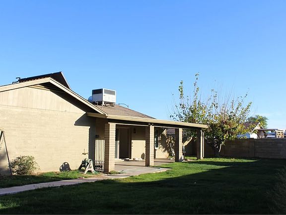 3rd image of 10034 N 33rd Dr