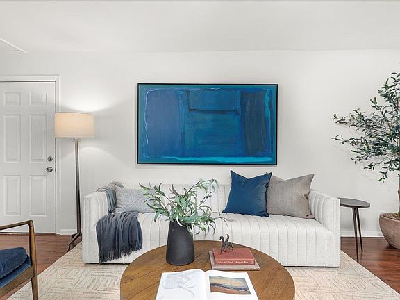 3rd image of 5108 Emerald Forest Dr