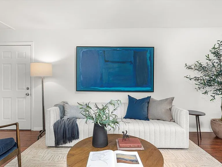 5108 Emerald Forest Dr — Photo 3