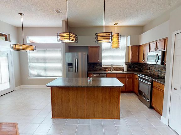 3rd image of 13143 Brians Creek Dr