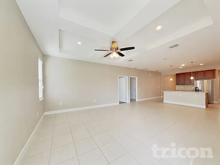 3932 Island Green Way — Photo 4