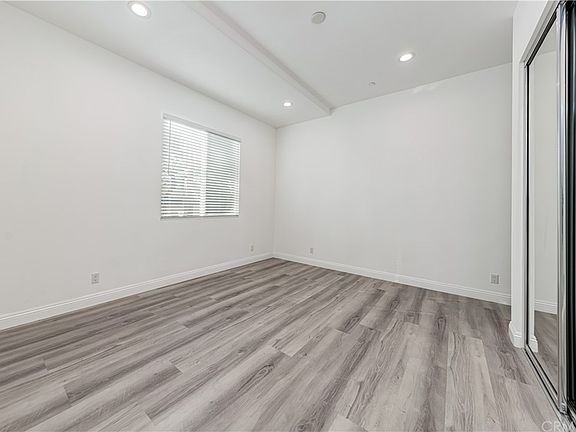 3rd image of 1615 W Pomona St