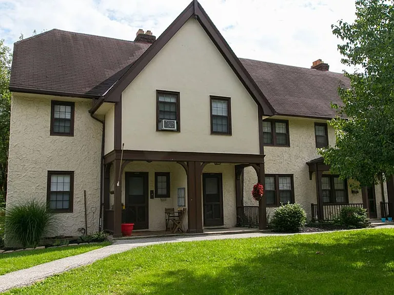 Mariemont Townehomes - MR1 — Photo 2