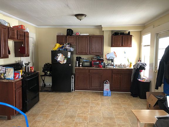 2nd image of 189-193 Cedar St #189-1