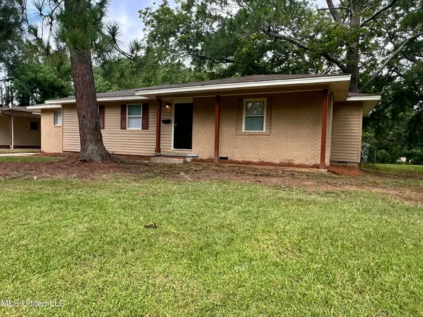 3007 Oak Forest Dr, Jackson, MS 39212