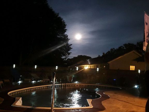 4th image of 500 Cedar Glen Cir
