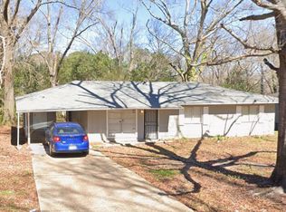 1018 Deryll St, Jackson, MS 39212