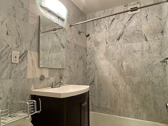 5th image of 310 W 55th St #19D