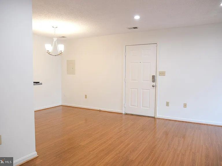 6941 Mary Caroline Cir #H — Photo 39