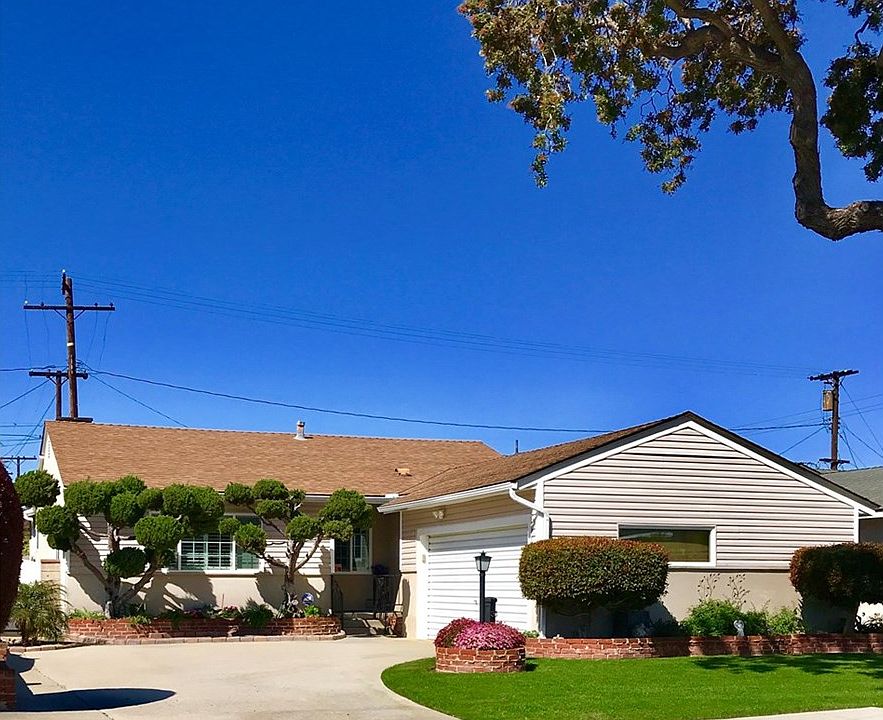 1st image of 915 Sorock Dr