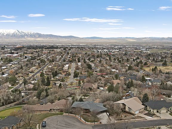 4th image of 1156 Circle View Dr