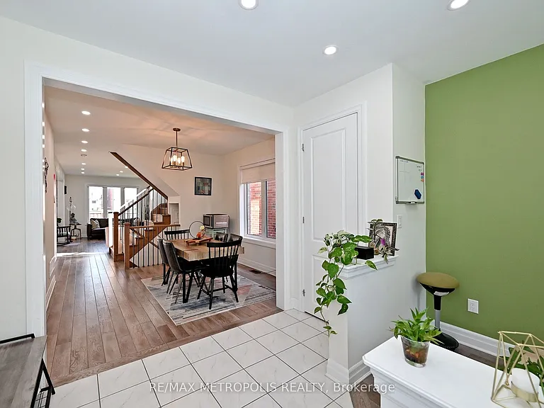 82 Westfield Dr — Photo 7