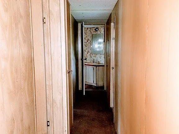 4th image of 1055 Copeland Drymond Dr