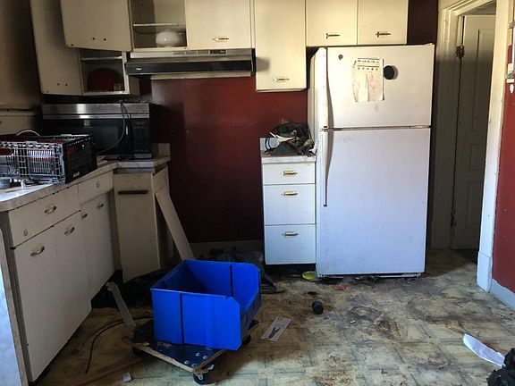 5th image of 316 S Walnut St