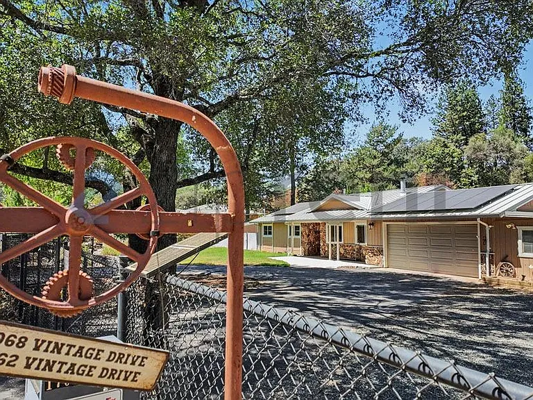 17068 Vintage Dr — Photo 8
