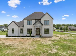 16 Blairmont Ct, Winchester, TN 37398