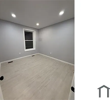 1354 Girard St NW #A — Photo 12