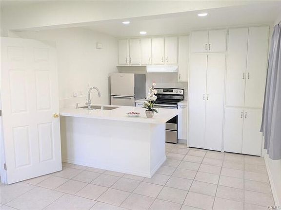 5th image of 2274 Del Mar Way