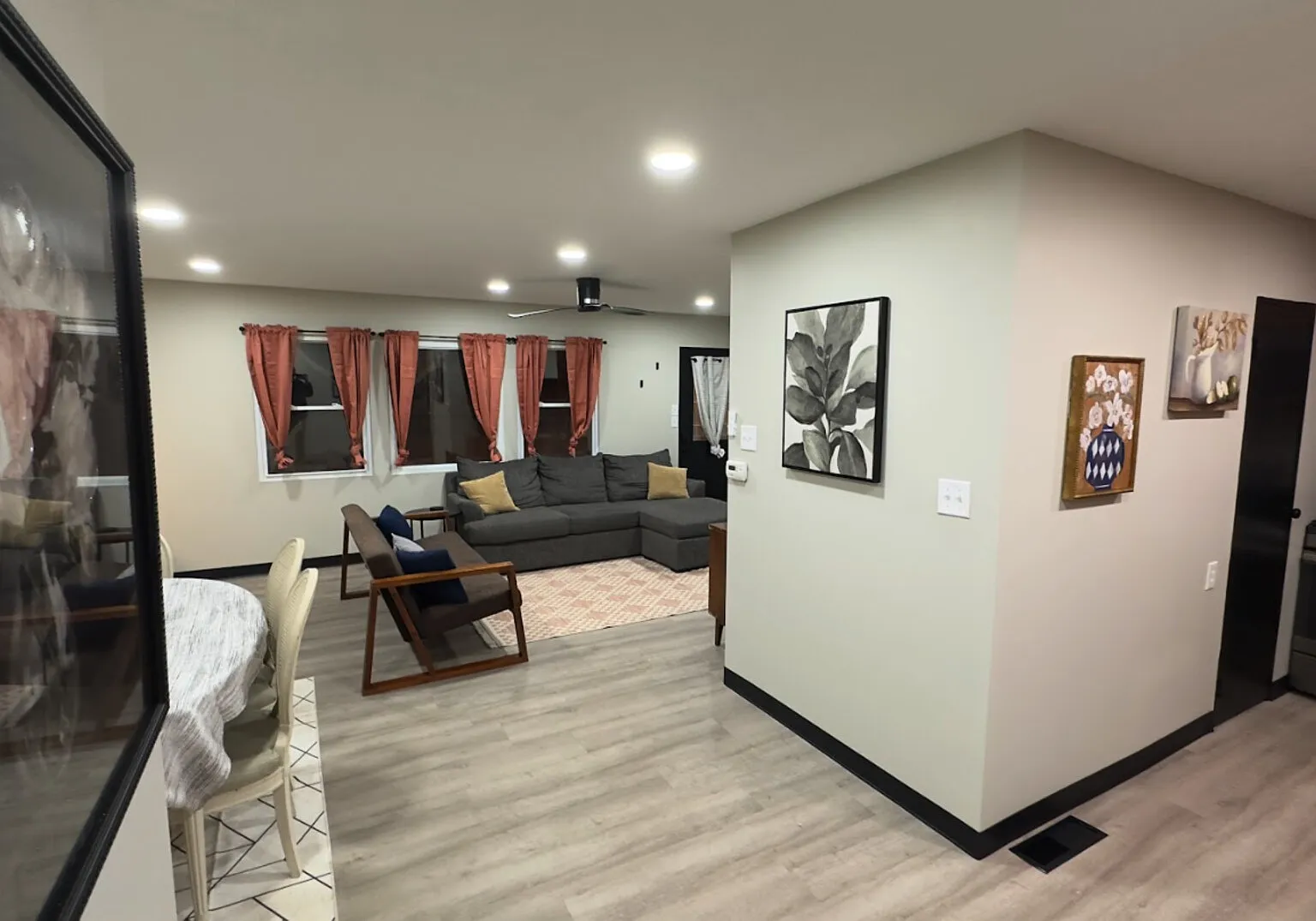 Furnished 3 Bed home in Fort Wayne — Photo 3