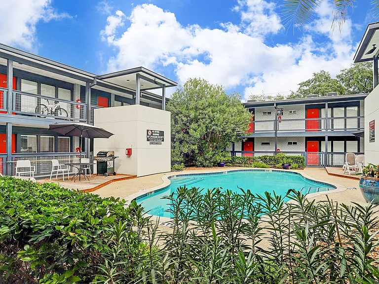 KP Hyde Park — Photo 11