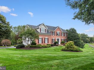 1 Lantern Cir, Parkton, MD 21120