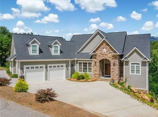 104 Wandering Way, Pickens, SC 29671